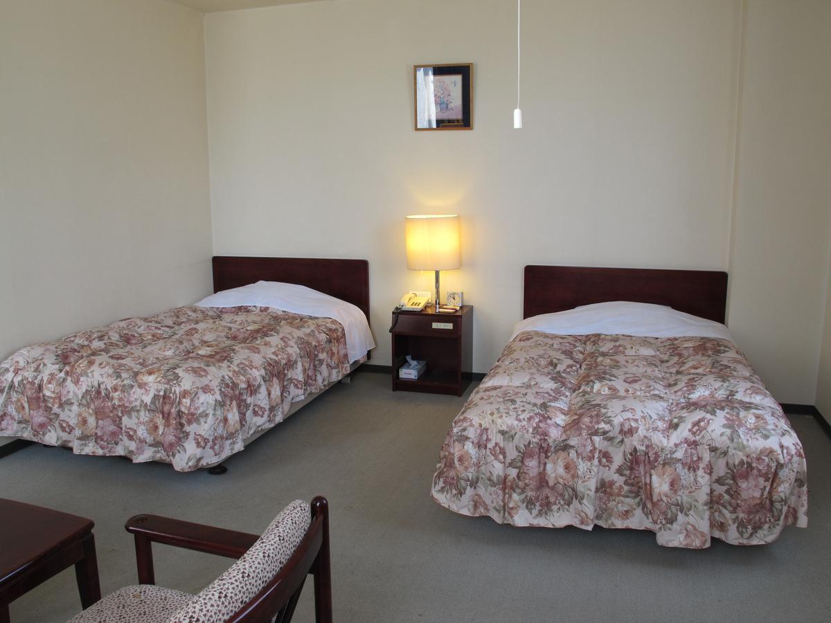 Hotel Platon Annex Green Plaza Chikuma Bagian luar foto