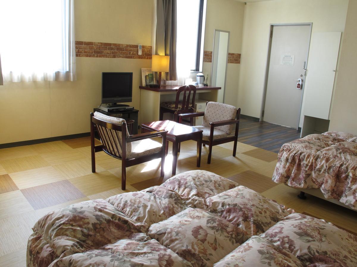 Hotel Platon Annex Green Plaza Chikuma Bagian luar foto