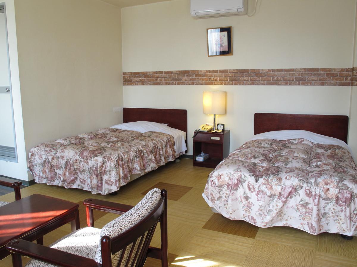 Hotel Platon Annex Green Plaza Chikuma Bagian luar foto