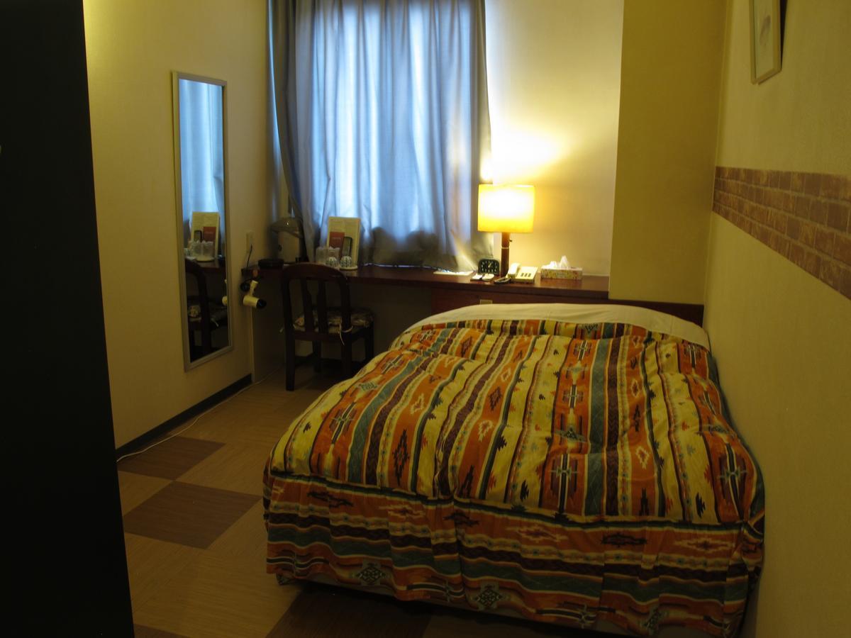 Hotel Platon Annex Green Plaza Chikuma Bagian luar foto